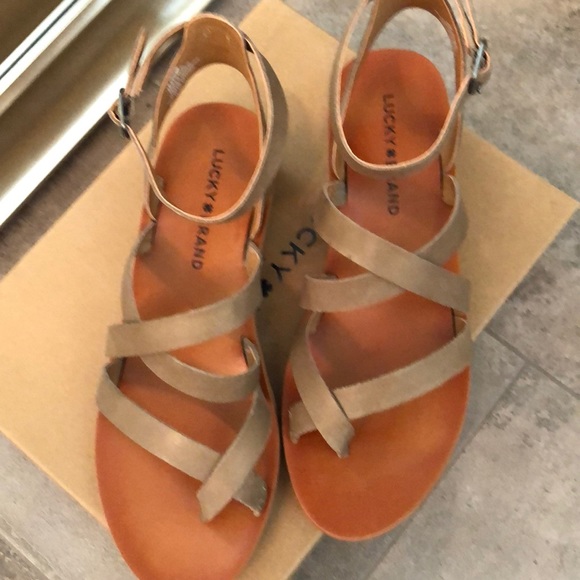 Lucky Brand-leather strapping ankle sandals - Picture 3 of 3